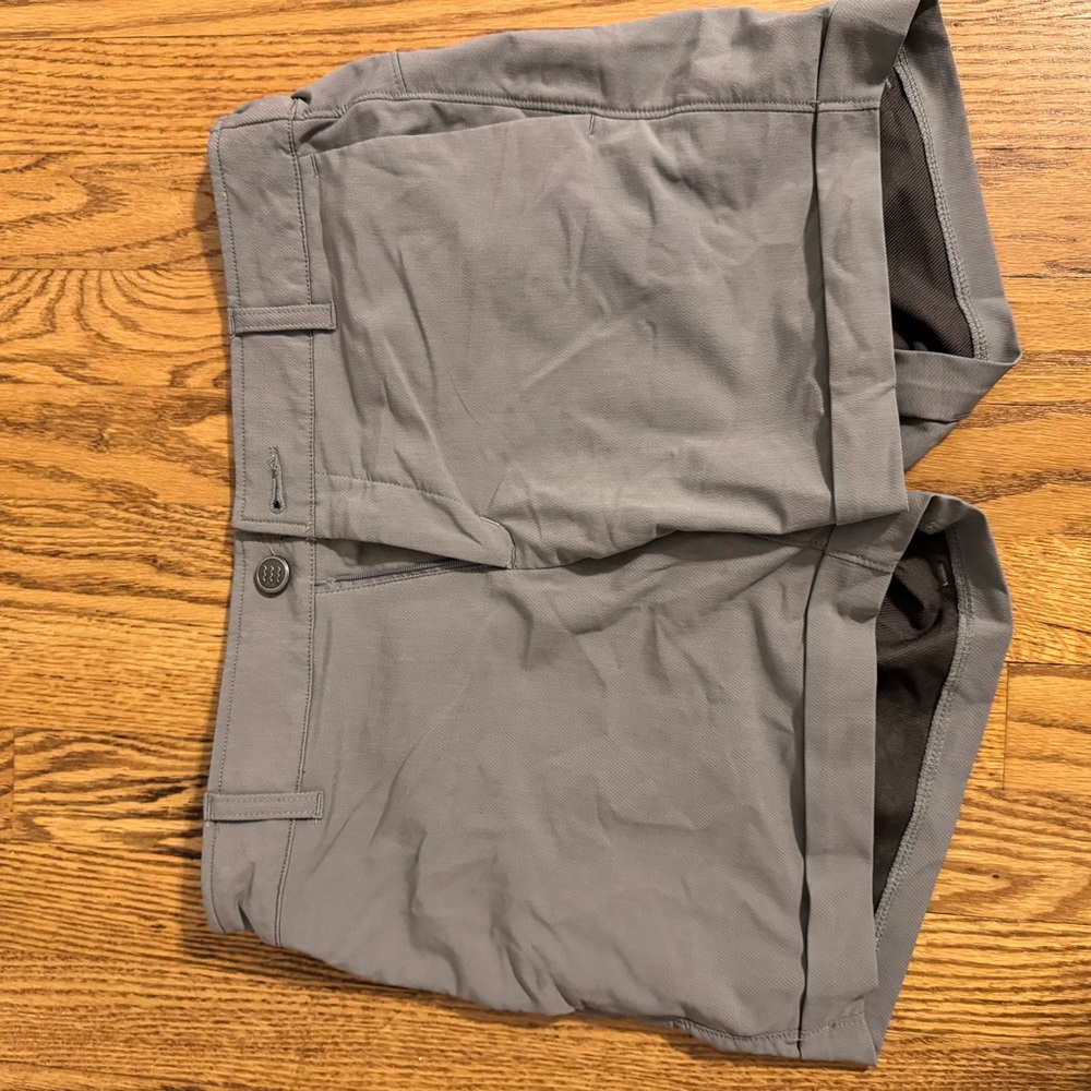 Free Fly shorts size small
